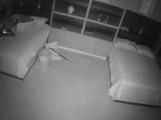 voyeurcam-casa-salsa-versus-room