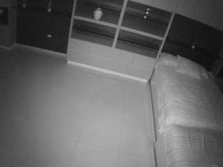 voyeurcam-casa-salsa-versus-room