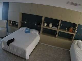 voyeurcam-casa-salsa-versus-room
