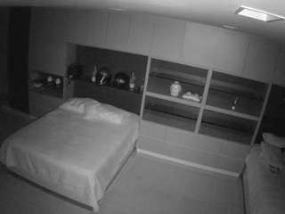 voyeurcam-casa-salsa-versus-room