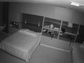 voyeurcam-casa-salsa-versus-room