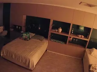 voyeurcam-casa-salsa-versus-room