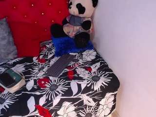 cristal-horny19