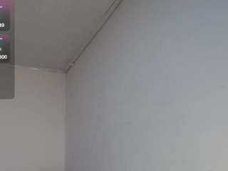cristal-horny19