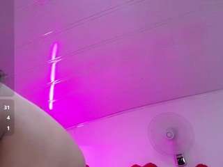 cristal-horny19 webcam