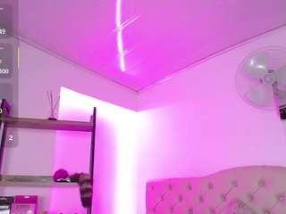 cristal-horny19 webcam
