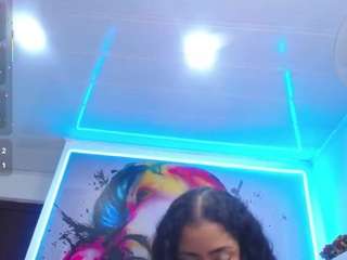 cristal-horny19 webcam model