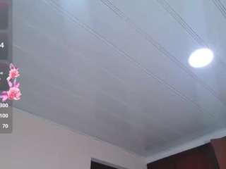 cristal-horny19