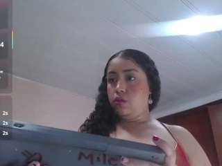 cristal-horny19