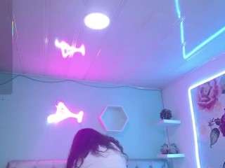 cristal-horny19