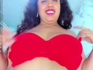 cristal-horny19