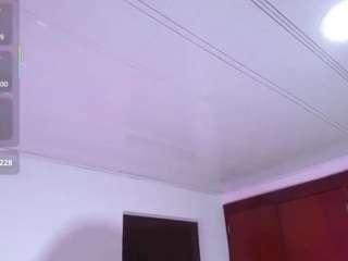cristal-horny19
