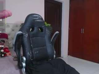 cristal-horny19