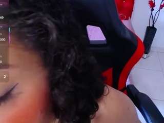 cristal-horny19