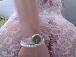 cristal-horny19