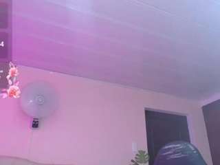 cristal-horny19