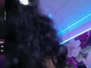 cristal-horny19