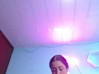 cristal-horny19