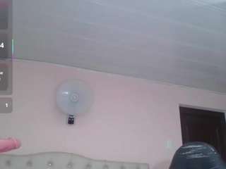 cristal-horny19