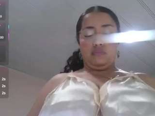 cristal-horny19 live cam preview