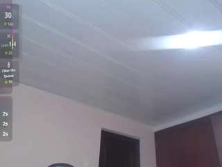 cristal-horny19
