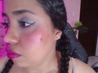 cristal-horny19