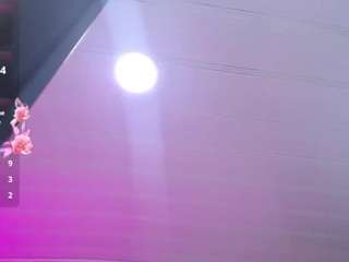 cristal-horny19
