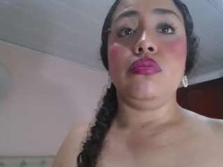 cristal-horny19
