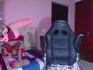 cristal-horny19