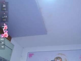 cristal-horny19