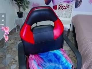 cristal-horny19 webcam model