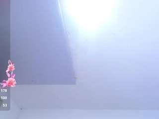 cristal-horny19