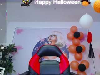 cristal-horny19