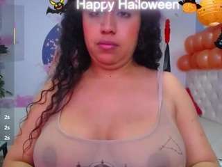 cristal-horny19