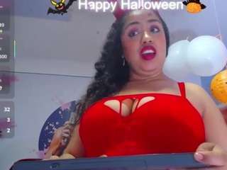 cristal-horny19