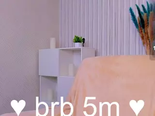 Luna-Moon13's Live Sex Cam Show