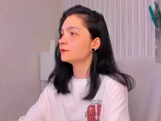 Luna-Moon13's Live Sex Cam Show