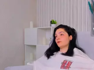 Luna-Moon13's Live Sex Cam Show