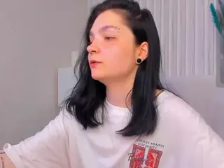 Luna-Moon13's Live Sex Cam Show