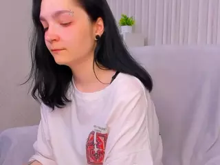 Luna-Moon13's Live Sex Cam Show