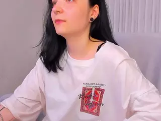 Luna-Moon13's Live Sex Cam Show
