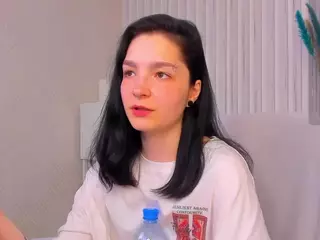 Luna-Moon13's Live Sex Cam Show