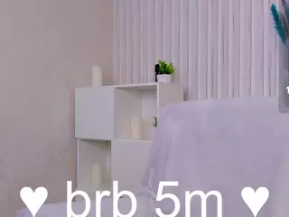 Luna-Moon13's Live Sex Cam Show