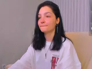 Luna-Moon13's Live Sex Cam Show