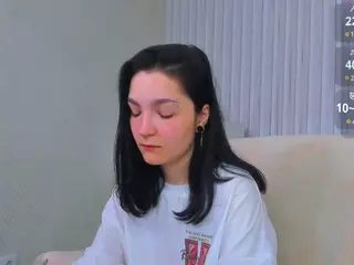 Luna-Moon13's Live Sex Cam Show