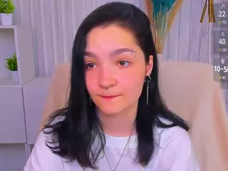 Luna-Moon13's Live Sex Cam Show