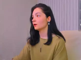 Luna-Moon13's Live Sex Cam Show