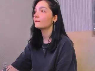 Luna-Moon13's Live Sex Cam Show