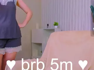 Luna-Moon13's Live Sex Cam Show