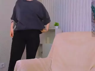 Luna-Moon13's Live Sex Cam Show